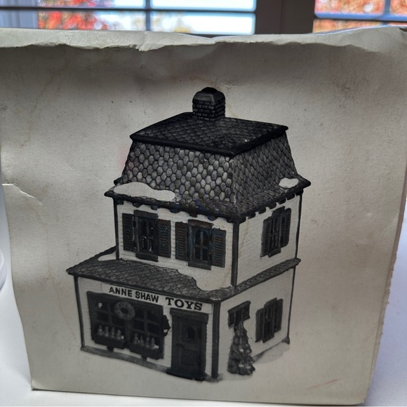 RETIRED: Dept 56 New England Village Series Ann Shaw Toys - Picture 3 of 10